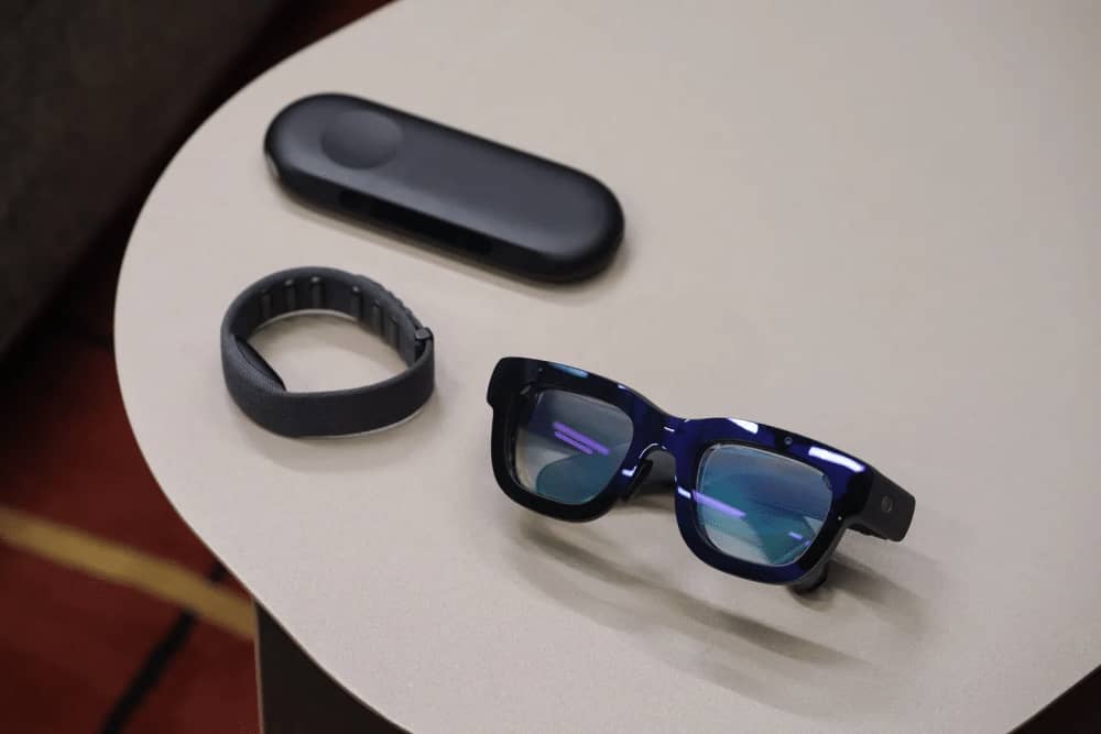 取代 Vision Pro？深度解析 Meta 重磅發(fā)布的全新AR產(chǎn)品 Orion